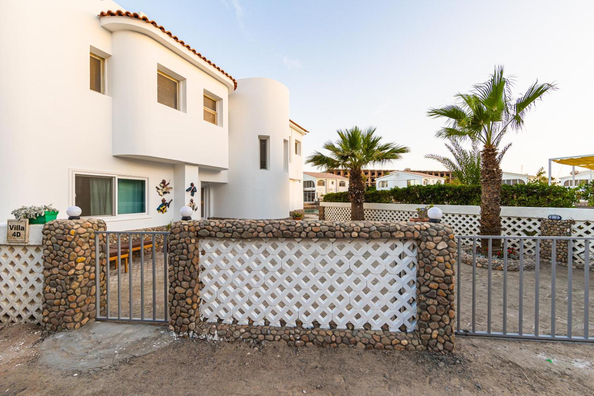 Aden Beach - Sea View Room With Beach Access In Villa Χουργκάντα Εξωτερικό φωτογραφία